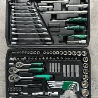 Набор инструментов 121в1