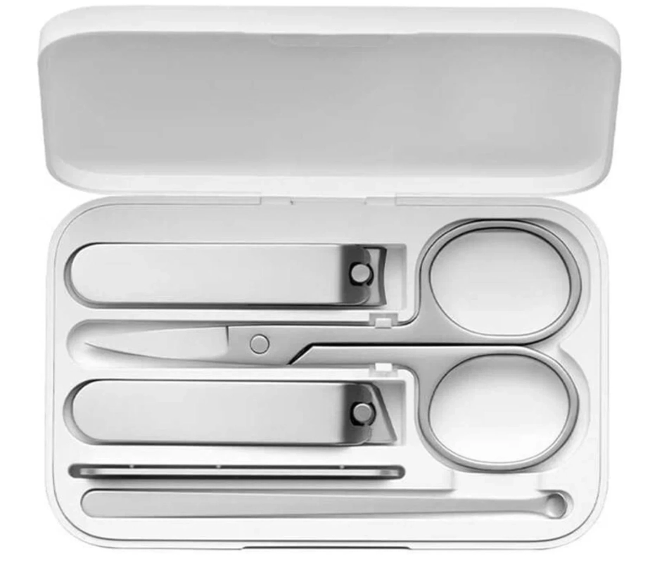 Маникюрный набор 5 в 1 Xiaomi Nail для маникюра, педикюра, инструменты из нержавеющей стали с дизайном и ударопрочным кейсом белый Маникюрный набор 5 в 1 Xiaomi Nail для маникюра, педикюра, инструменты из нержавеющей стали с дизайном и ударопрочным кейсом белый