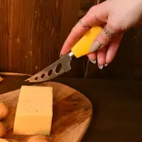 Нож для мягкого сыра Сырный ломтик