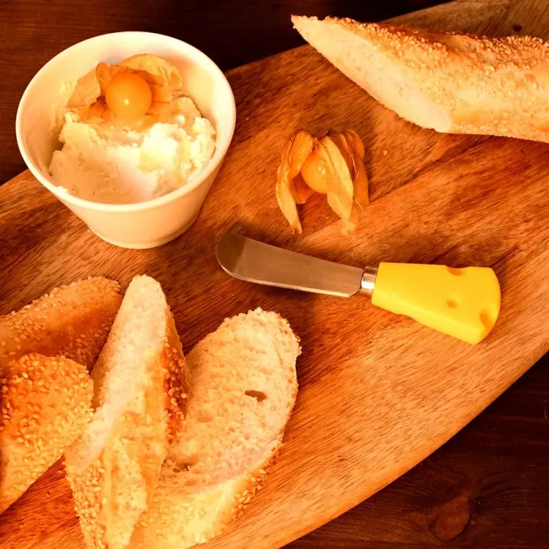 Нож для сыра Сырный ломтик