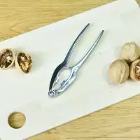 Орехоколка