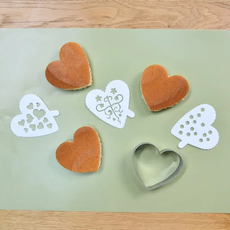 Кулинарная форма "Сердце" с 3 трафаретами