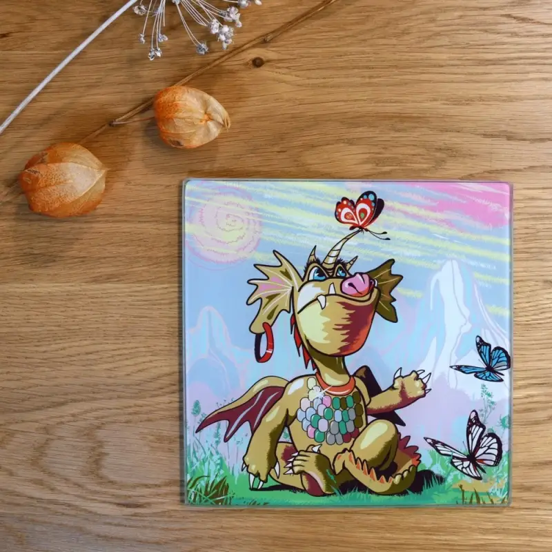 Доска разделочная Дракон весельчак 18х18 см (ассортимент)