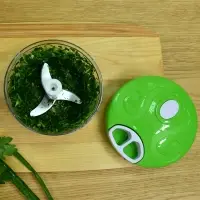 Ручной измельчитель овощей и фруктов Витаминка