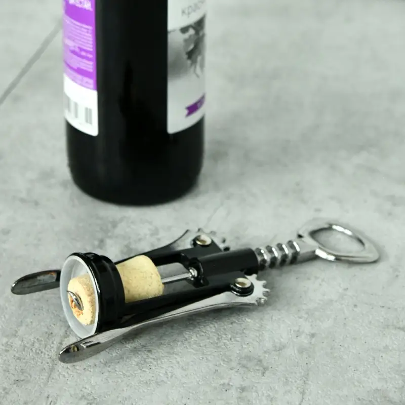 Штопор черный