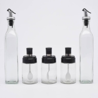 Набор баночек и бутылочек для кухни