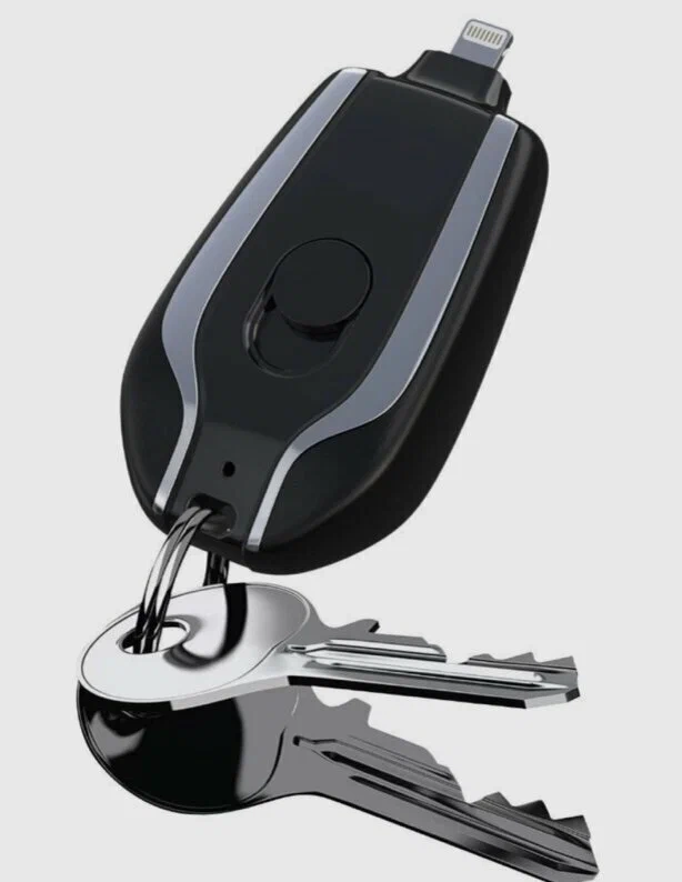 Мини-аккумулятор на 1500 мАч черный Lightning Мини-аккумулятор на 1500 мАч черный Lightning