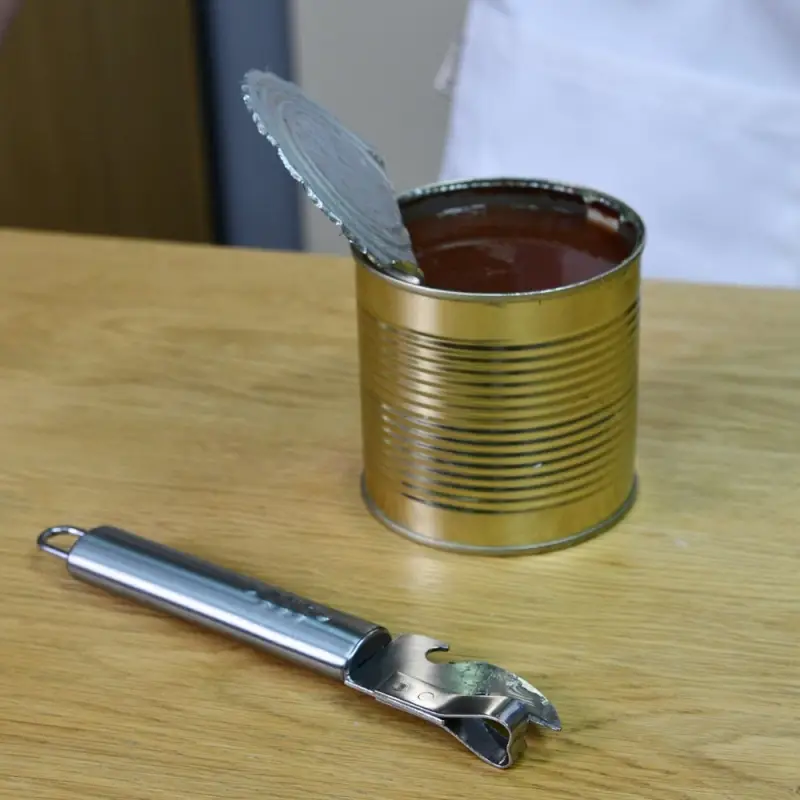 Открывалка для консервов Лидер