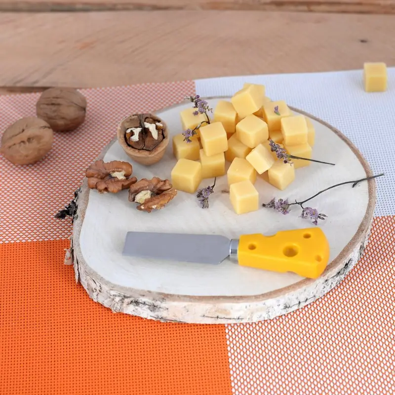 Нож лопатка для полутвердых сыров Сырный ломтик