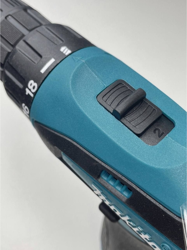 Шуруповерт Makita аккумуляторный 12V  24 Нм  2 АКБ (цвет в ассортименте)