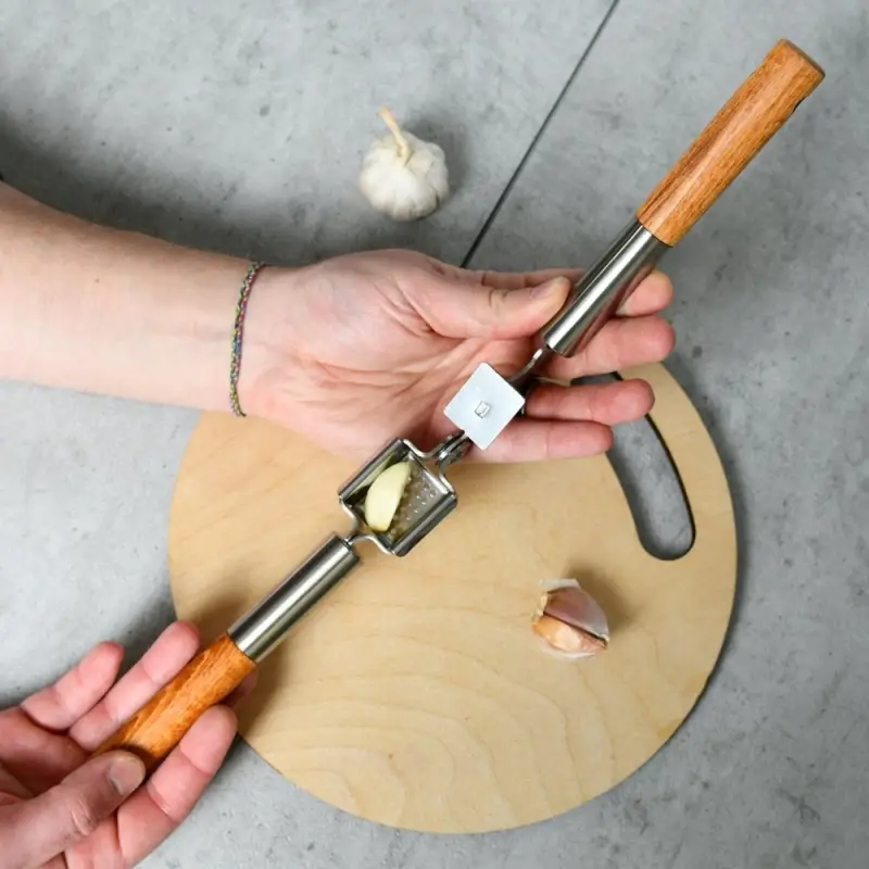 Чесноковыжималка Модерн