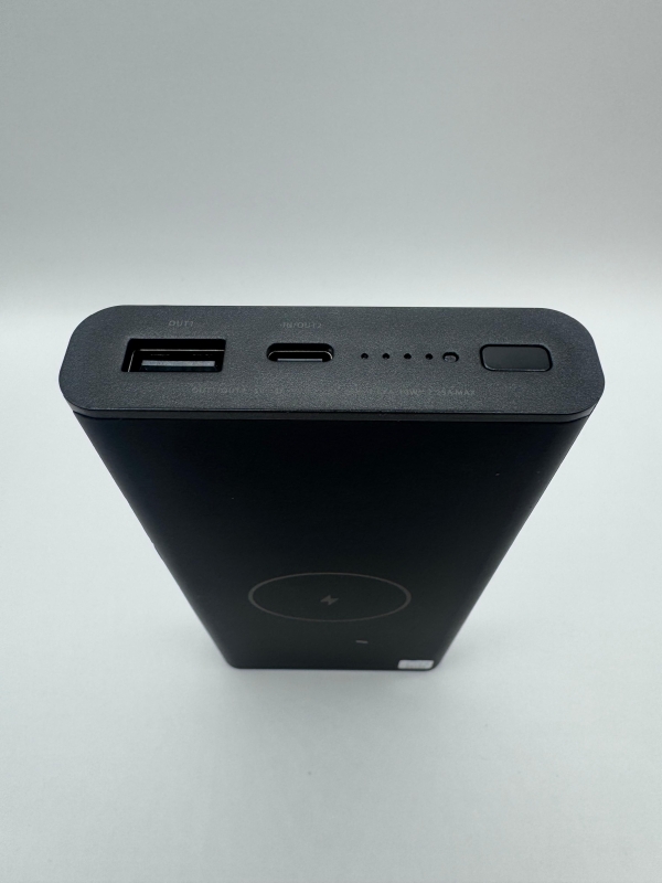 Внешний аккумулятор мощный Xiaomi Power Bank 10000 мАч Внешний аккумулятор мощный Xiaomi Power Bank 10000 мАч