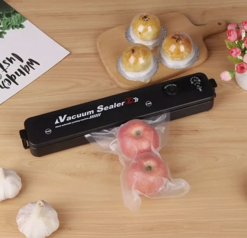 Вакуумный упаковщик S-008 черный