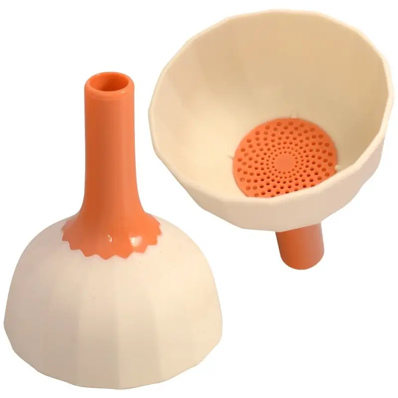 Воронка с ситечком диаметр 7 см высота 9 см