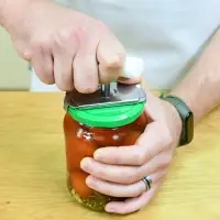 Открывалка для банок с винтовыми крышками