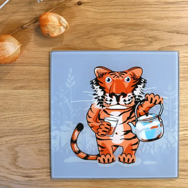 Доска разделочная Тигр Кайфолов 18х18 см (ассортимент)