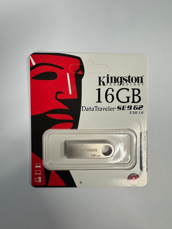 USB Флеш-накопитель 16 ГБ серебристый