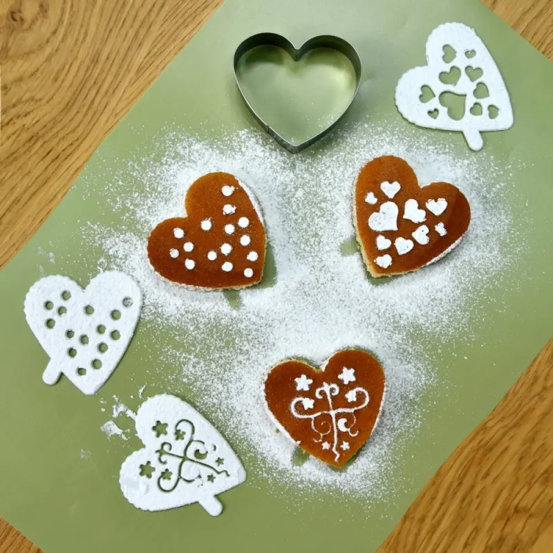 Кулинарная форма "Сердце" с 3 трафаретами