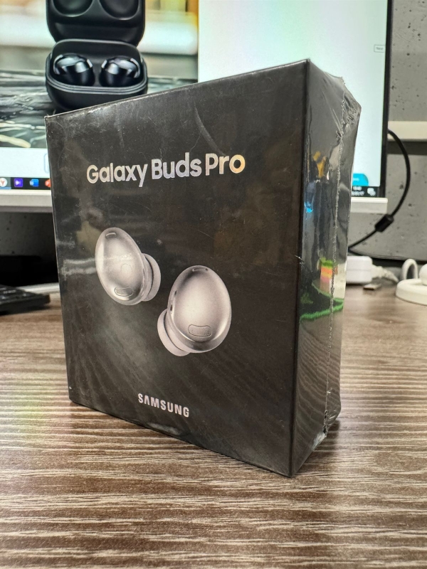 Беспроводные наушники Buds Pro серебро