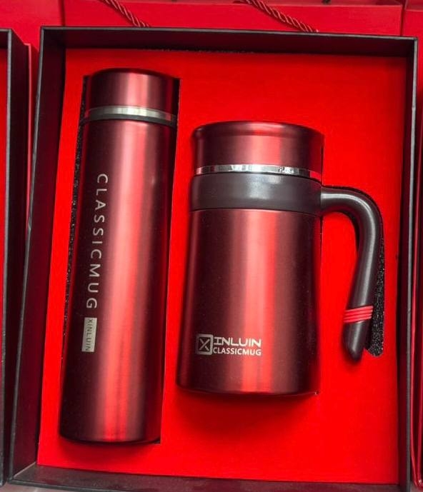 Подарочный набор с термокружкой и термосом красный