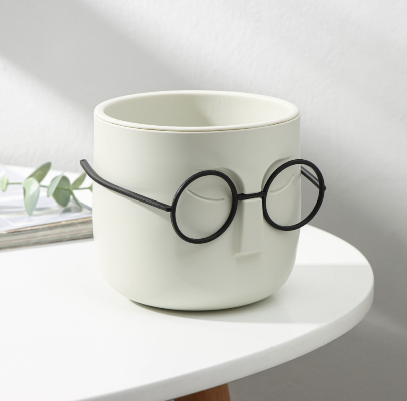 "Кашпо для цветов со вставкой &laquo;Стив&raquo;, 650 мл, d=11,5 см, h=10,5 см, цвет белый ротанг "