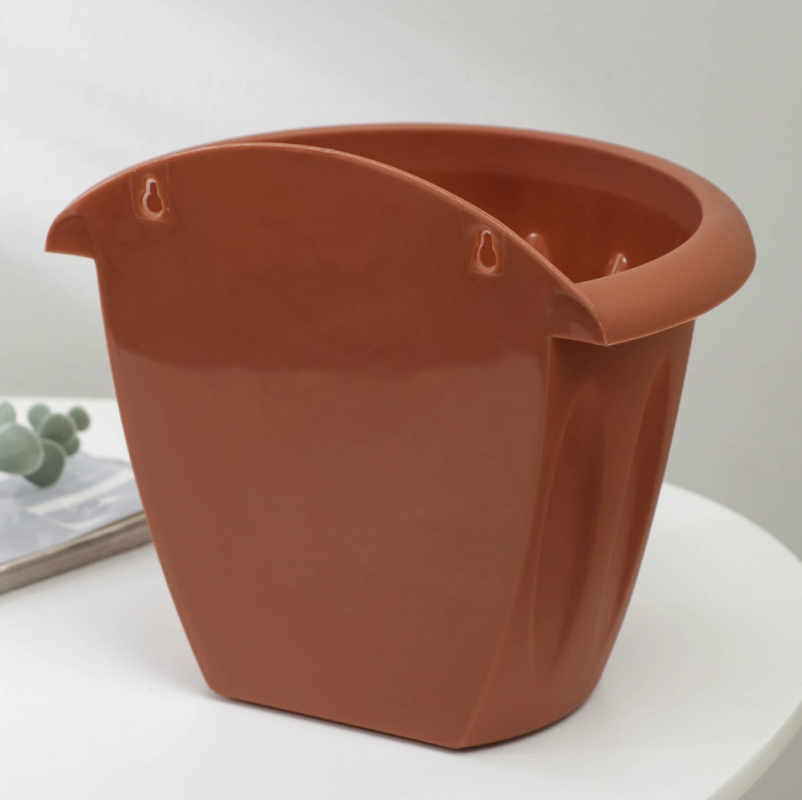 Кашпо настенное «Фелиция», 3,4 л, цвет терракотовый Кашпо настенное «Фелиция», 3,4 л, цвет терракотовый