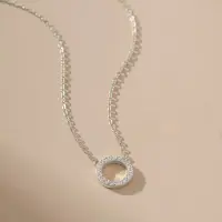 Подвеска с цепочкой Круг с кристаллами серебристая