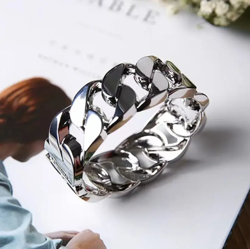 Браслет массивный серебряный