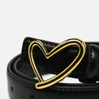 Ремень женский с пряжкой в форме сердца 105 см