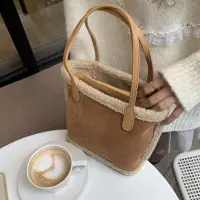 Сумка шоппер с мехом на плечо замша бежевая