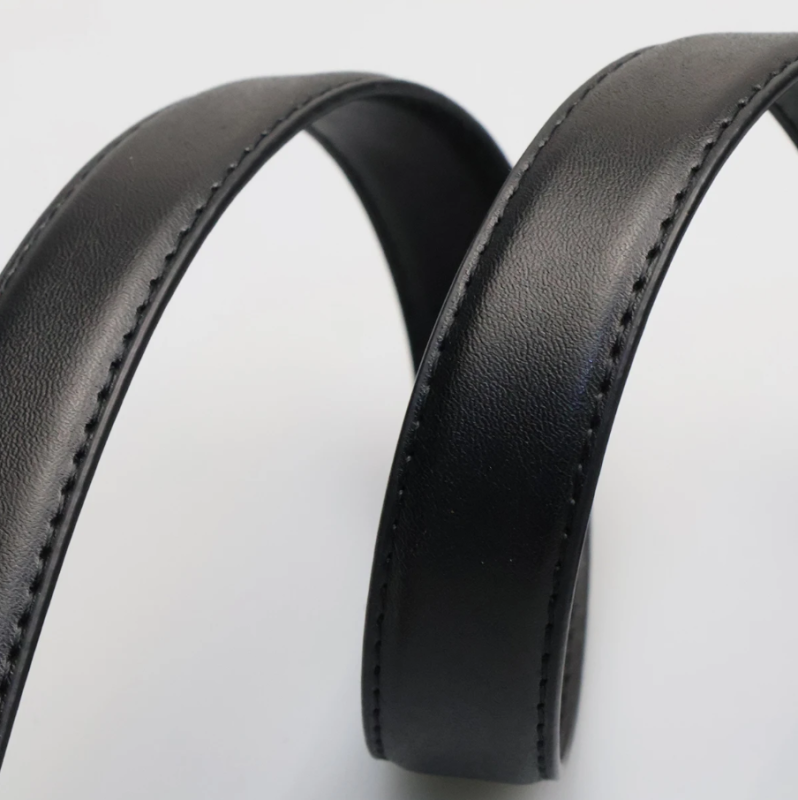 Ремень из натуральной кожи с золотой пряжкой 95 см Ремень из натуральной кожи с золотой пряжкой 95 см