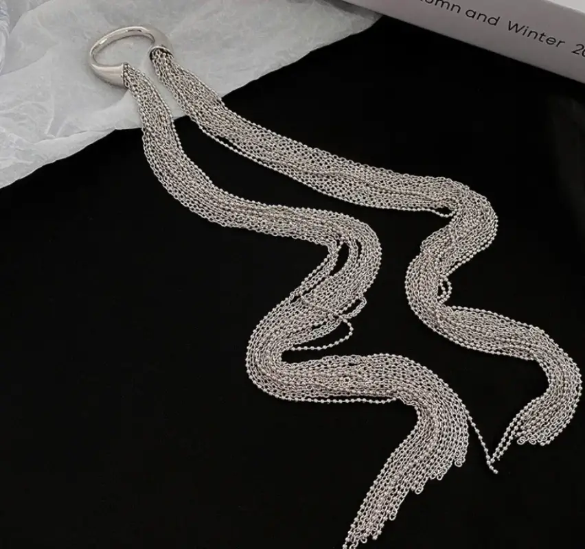 Заколка для волос с цепочками 42см