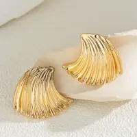 Серьги пусеты Ракушки золотистые