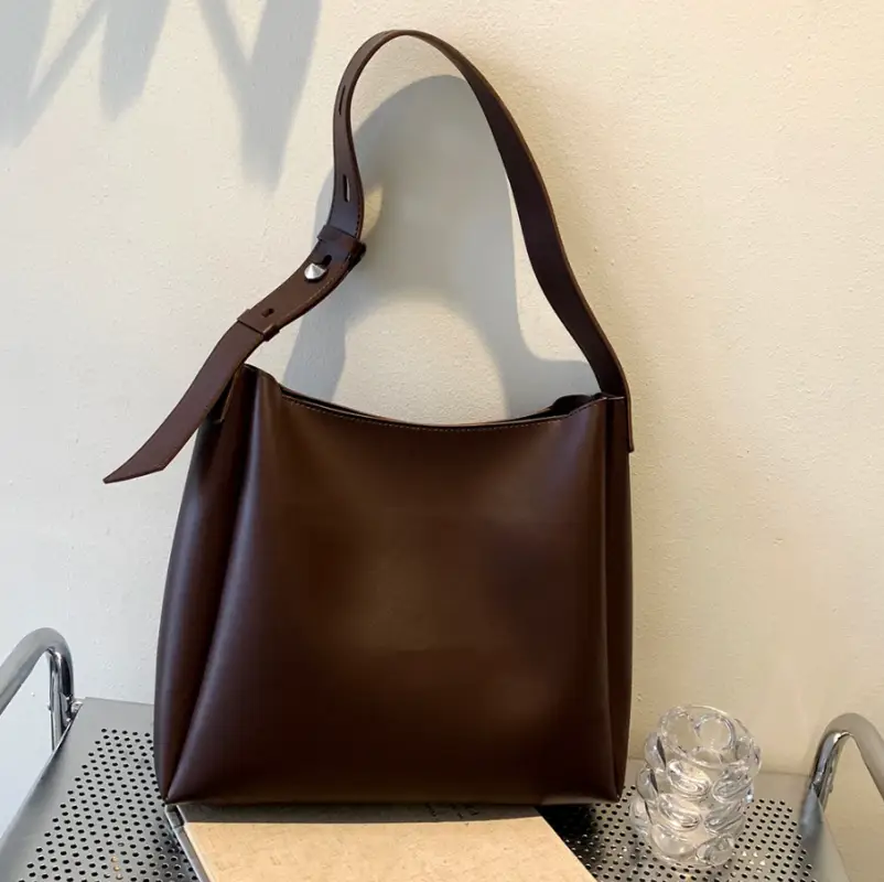 Сумка шопер с косметичкой экокожа коричневая