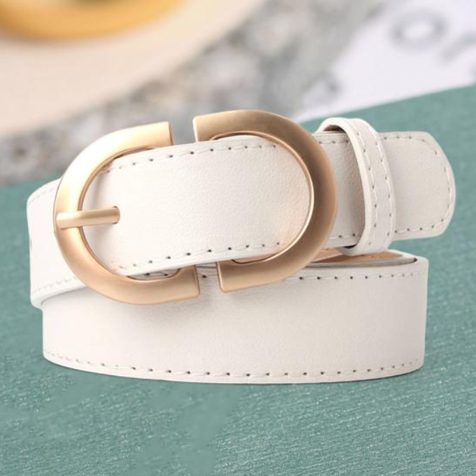 Ремень белый с золотой пряжкой 95 см Ремень белый с золотой пряжкой 95 см