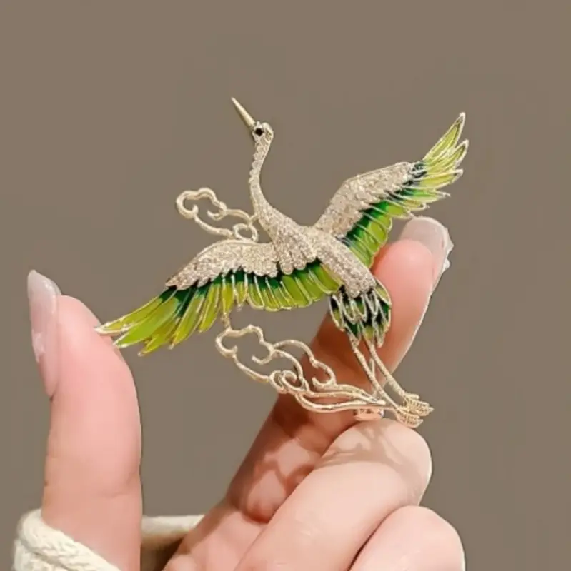 Брошь Журавль с кристаллами золотистый