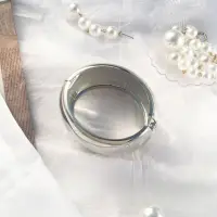 Браслет массивные серебристый