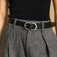 Ремень черный с серебряной пряжкой 85 см