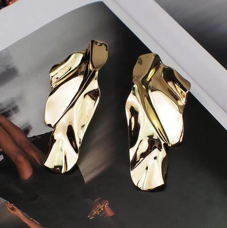 Серьги крупные золотистые