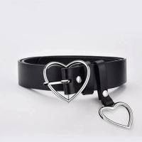 Ремень с пряжкой в форме сердца 105 см