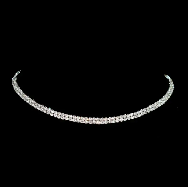 Чокер на шею со стразами