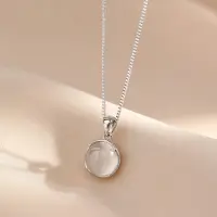 Подвеска с цепочкой плод Лунный камень серебристая