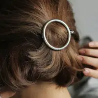 Заколка для волос Круг серебро