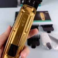 Машинка для стрижки волос VGR V-904