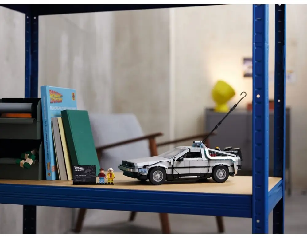 Машина времени Делориан Назад в будущее Конструктор 1872д