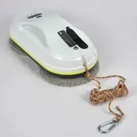 Робот мойщик окон с распылением