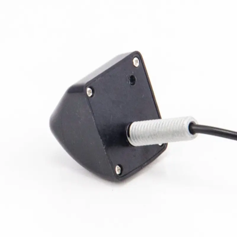 Камера заднего вида Eplutus CM-73