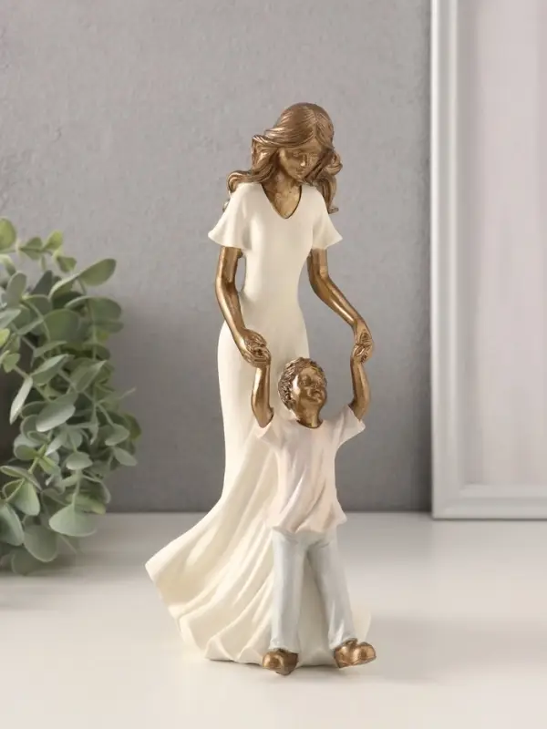 Сувенир полистоун "Мама с сыном" 11,5х7,5х22 см