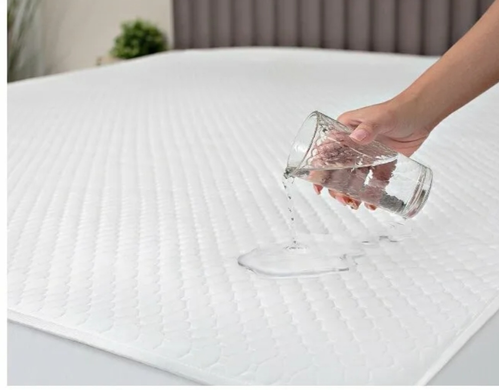 Наматрасник непромокаемый стёжка на 4-х резинках 180/200