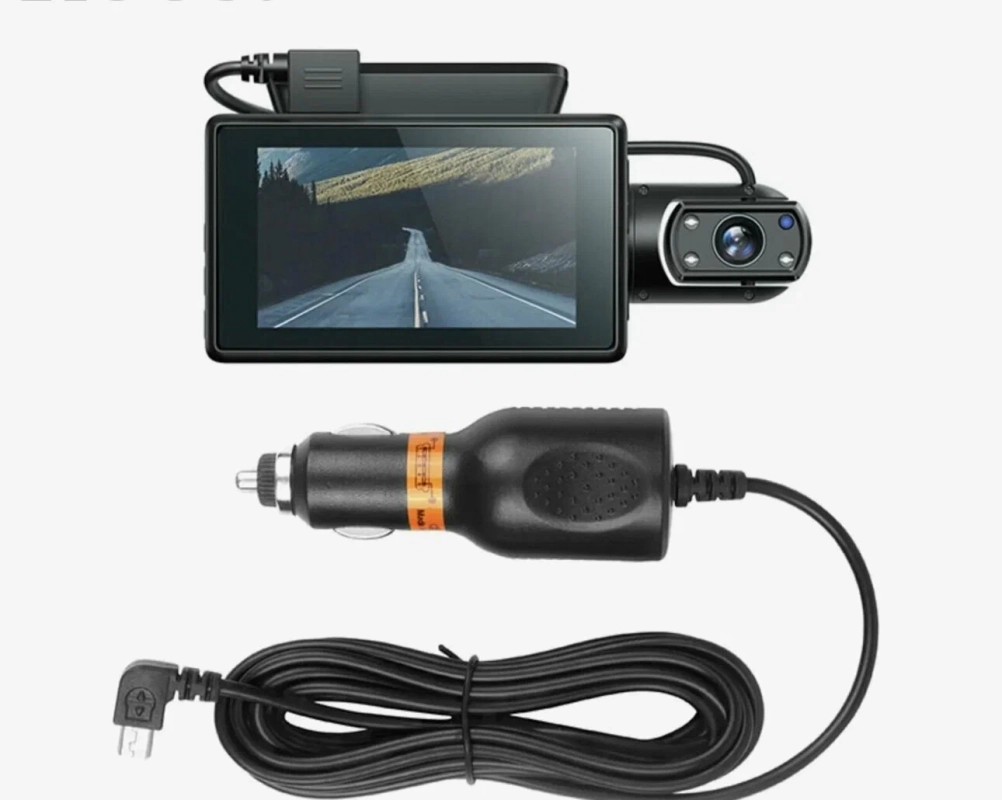 Видеорегистратор автомобильный с 2 камерами DI07